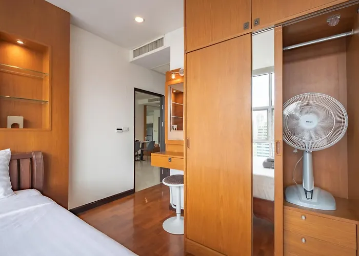 Prime 11, High Floor Over Pool, 2 Bedroom 2 Balcony *