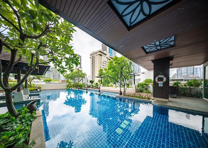 Prime 11, High Floor Over Pool, 2 Bedroom 2 Balcony Bangkok